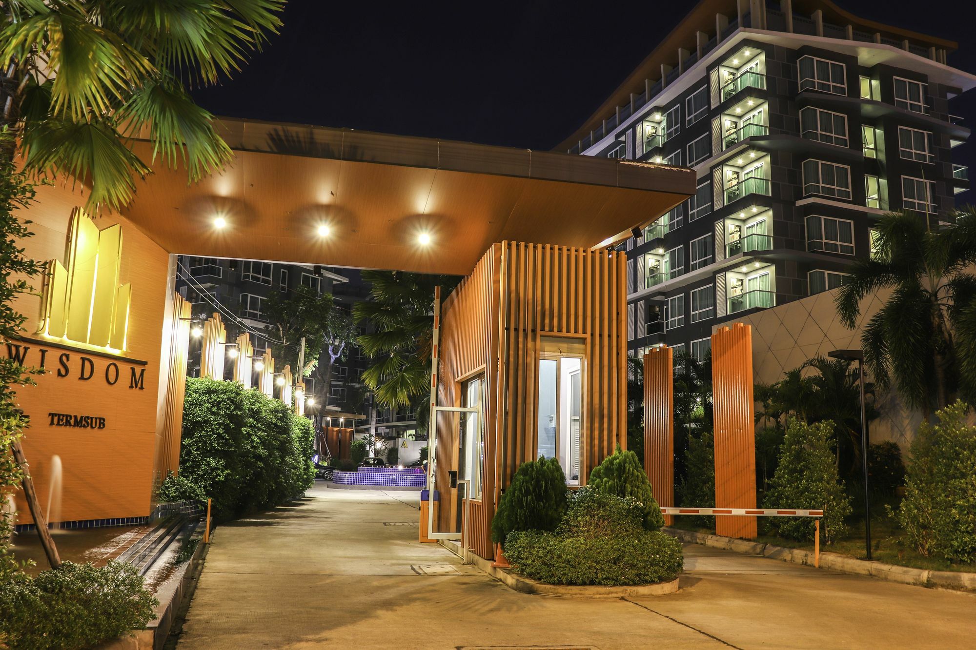 Wisdom Hotel & Residence Rayong Luaran gambar